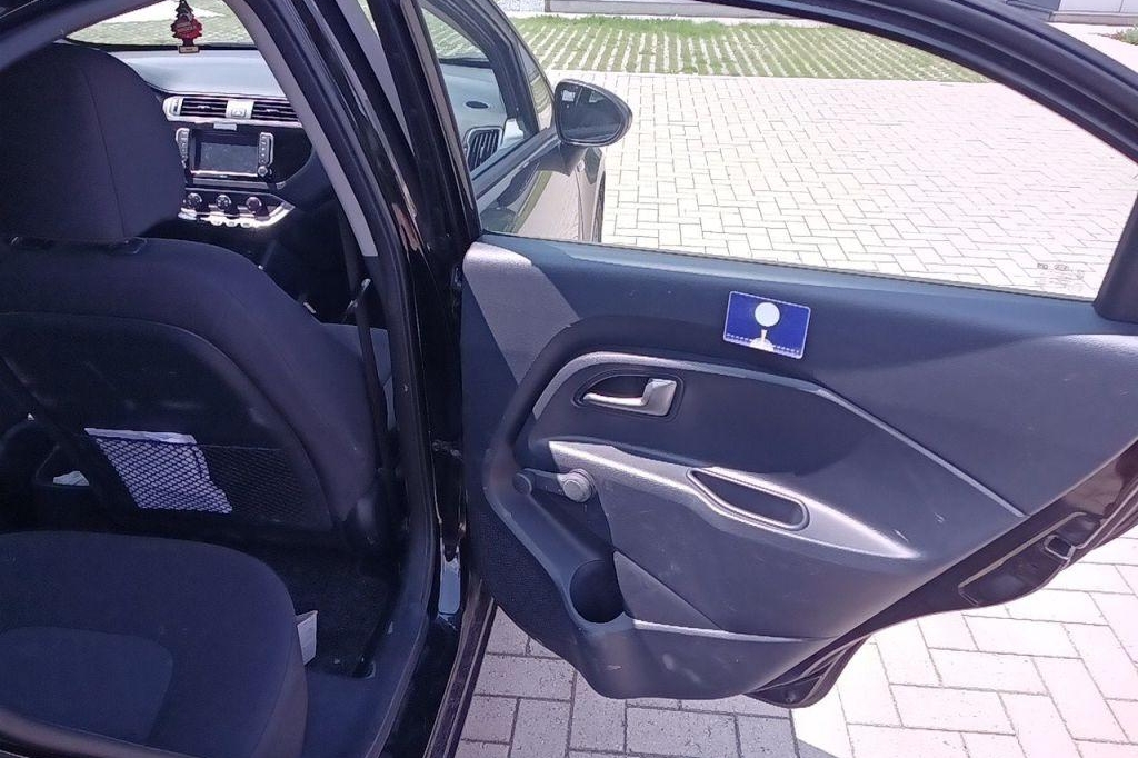 Kia Rio 2017 фото 20