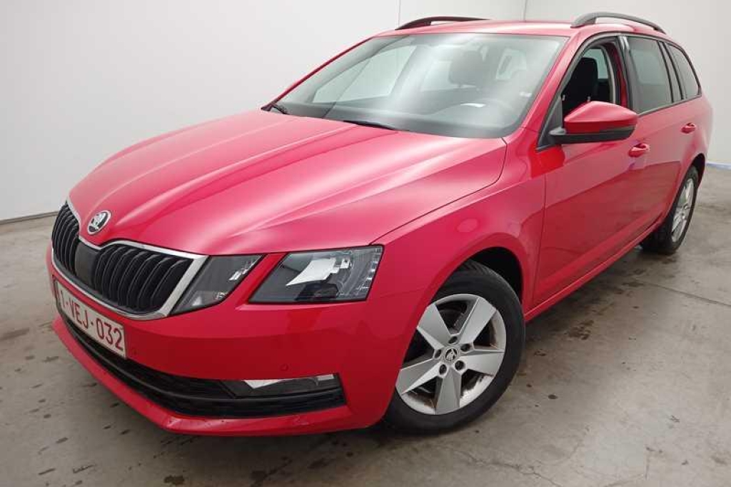 Skoda Octavia Combi 2018 photo 2