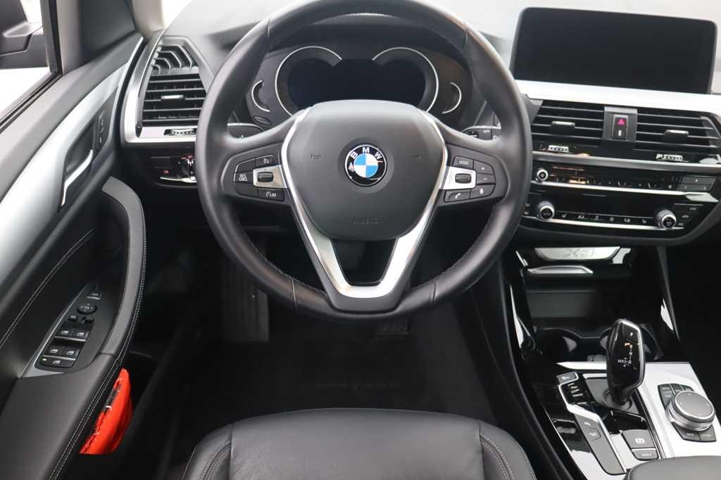 BMW X3 2018 photo 2