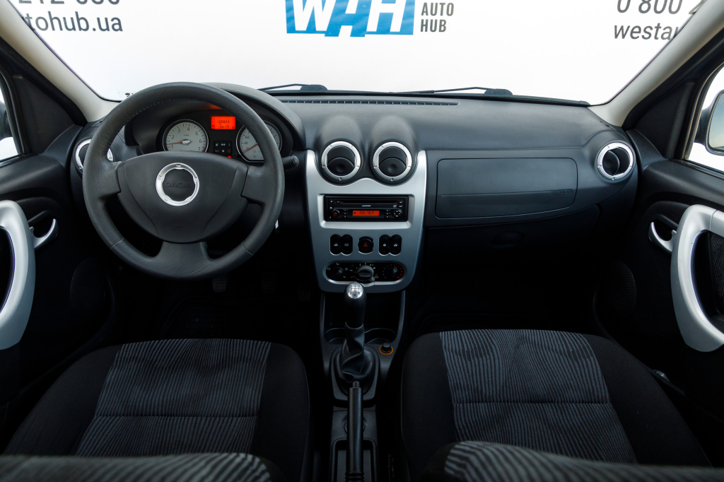 Dacia Logan 2009 photo 14