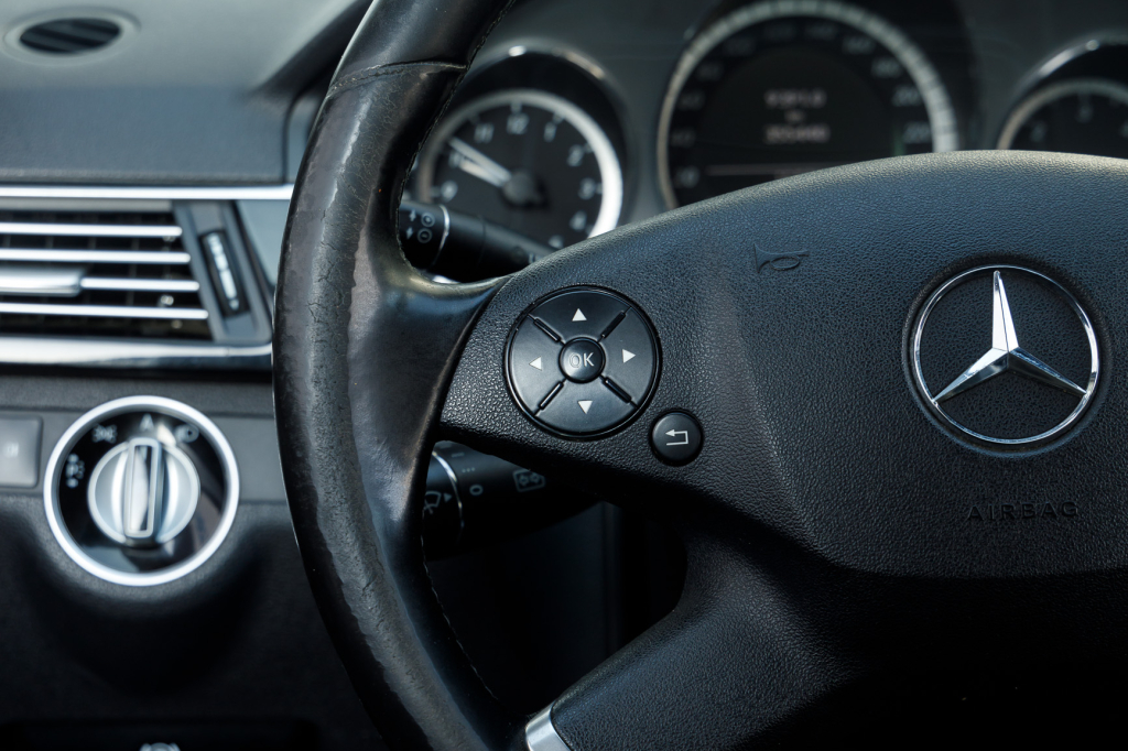 Mercedes-Benz E 250 E250 CDI 2010 фото 21