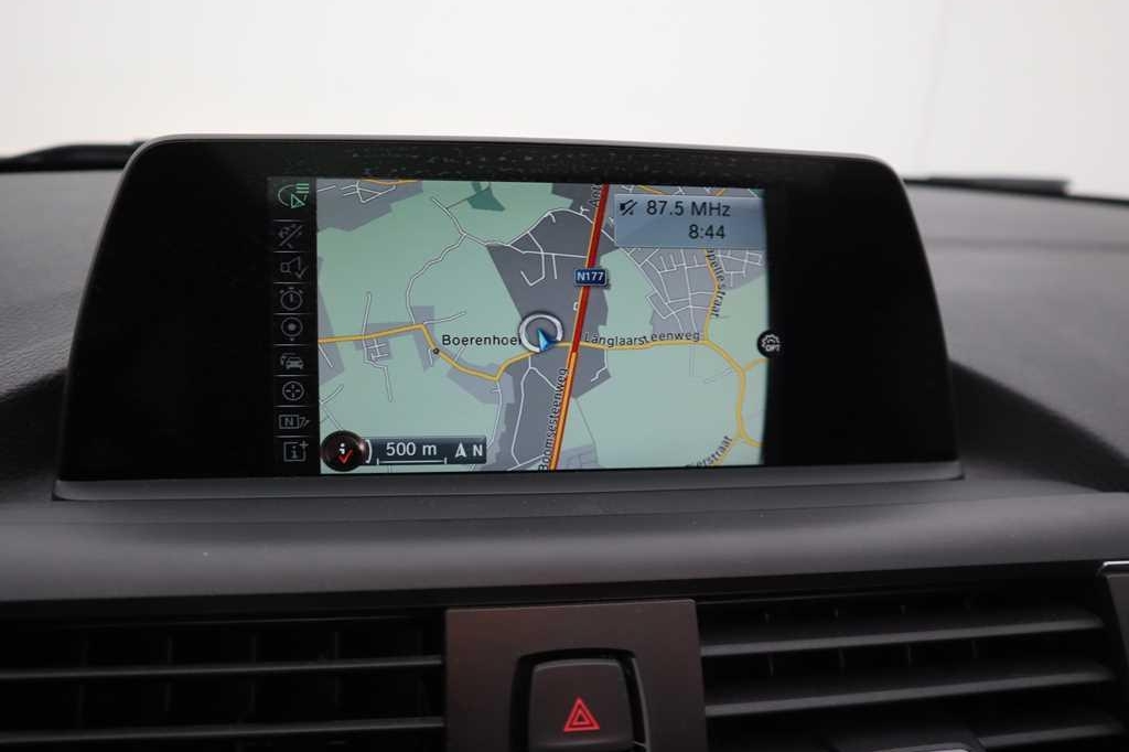 BMW 1er 2015 photo 2