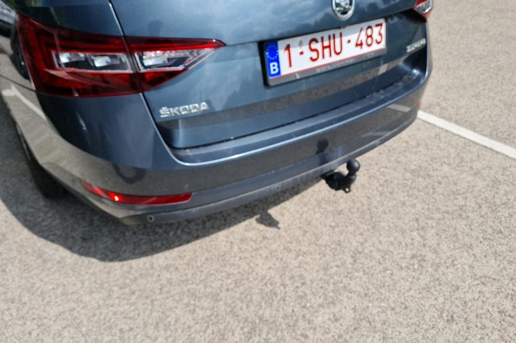 Skoda Superb Combi 2017 photo 51