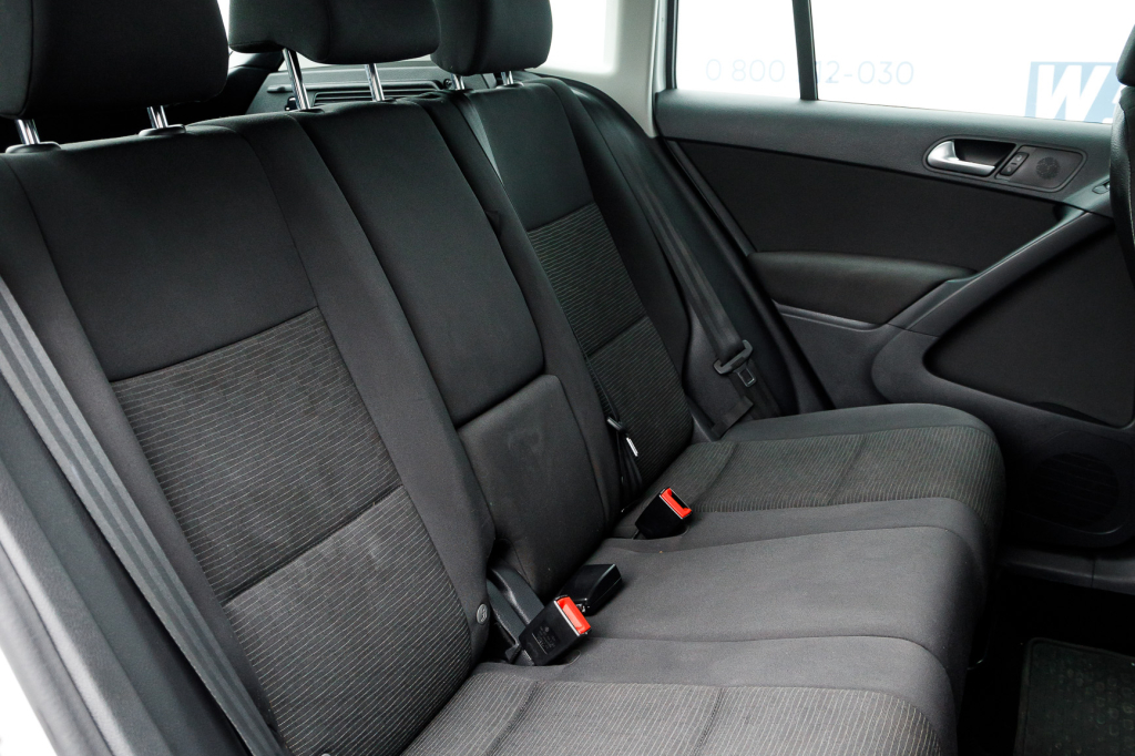 Volkswagen Tiguan S 2017 photo 26