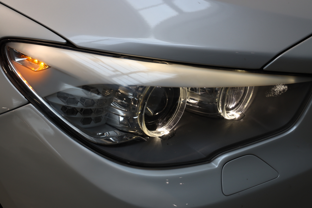 BMW 5 Series GT 2015 фото 34