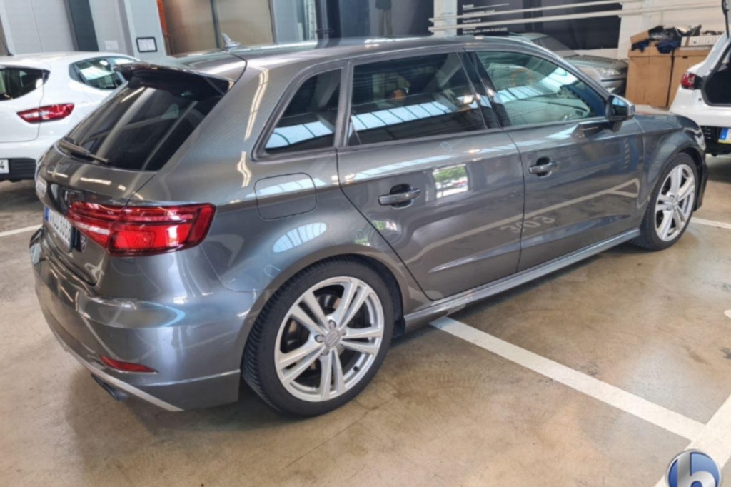 Audi S3 Sportback 2017 фото 6