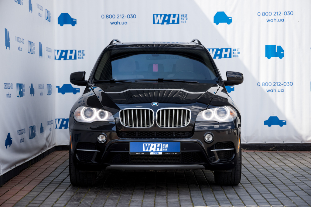 BMW X5 2012 photo 1
