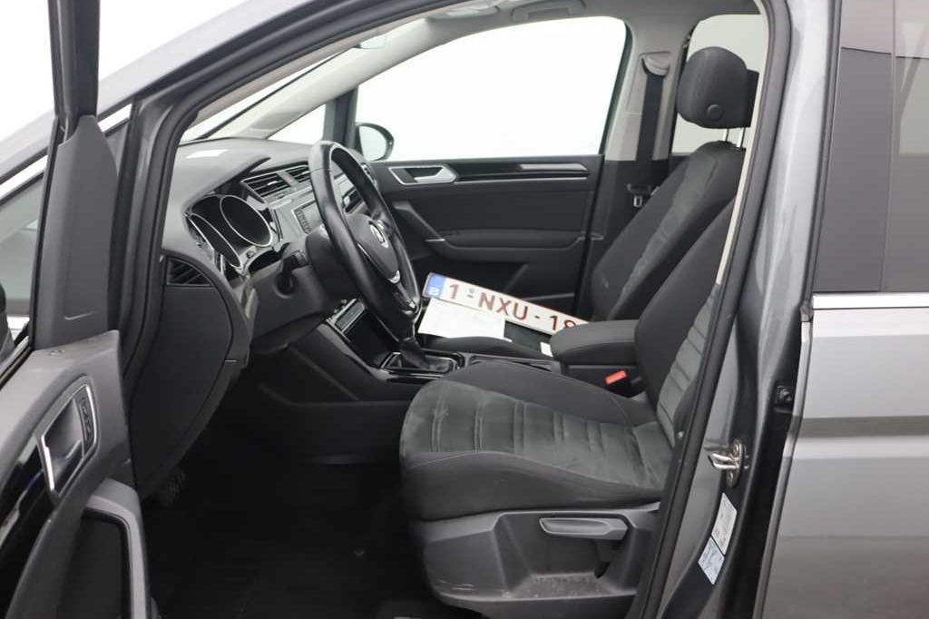 Volkswagen Touran 2016 фото 1