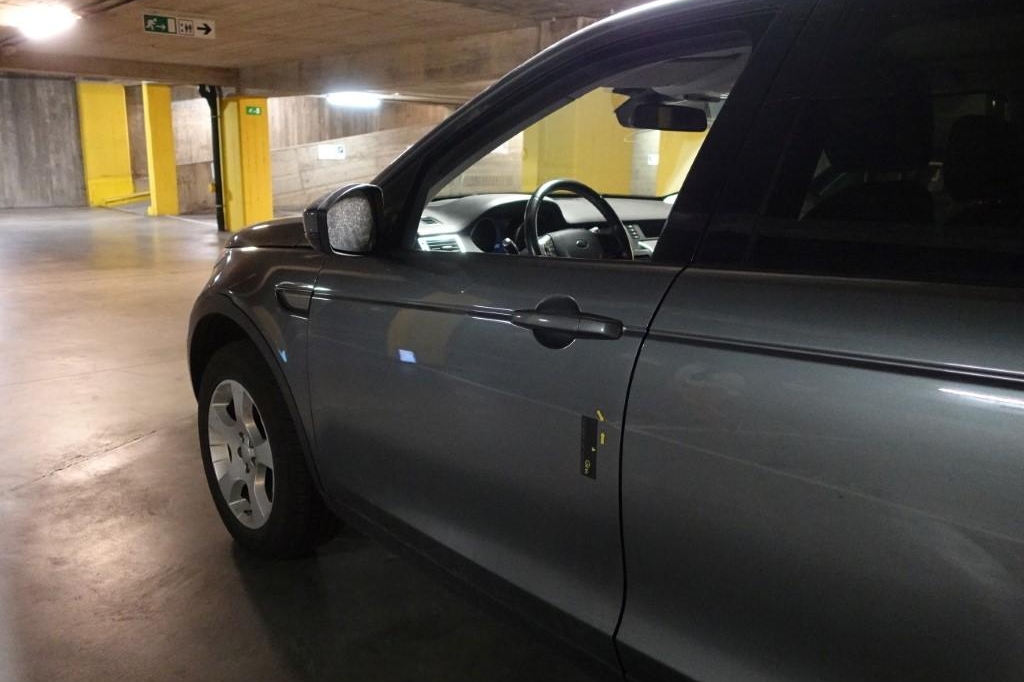 Land Rover Discovery Sport 2017 фото 12