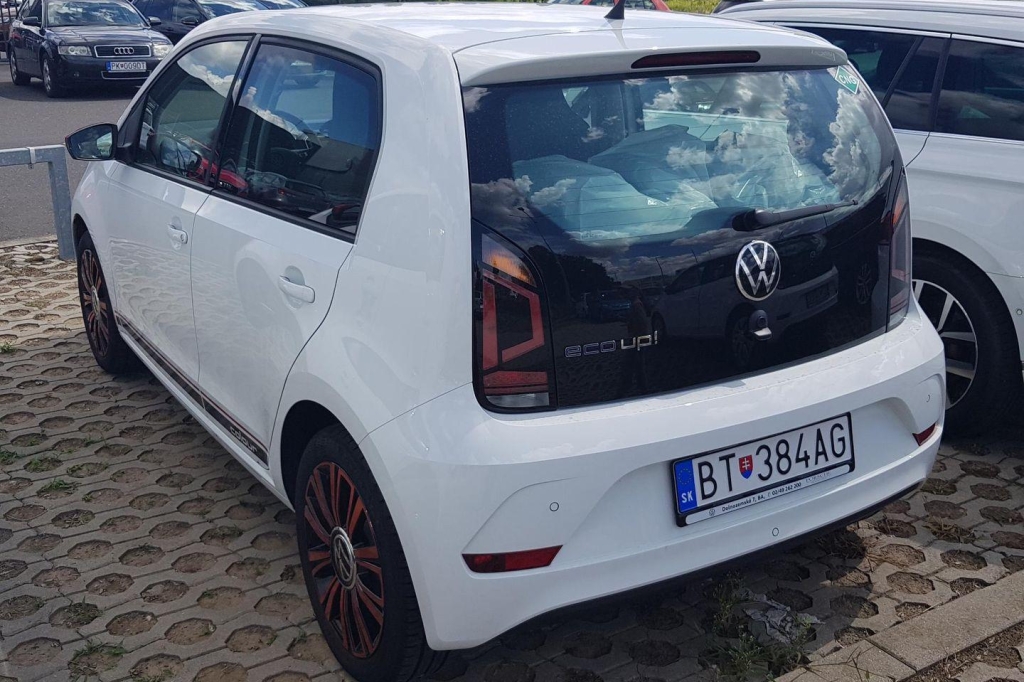 Volkswagen Up! 2020 photo 5