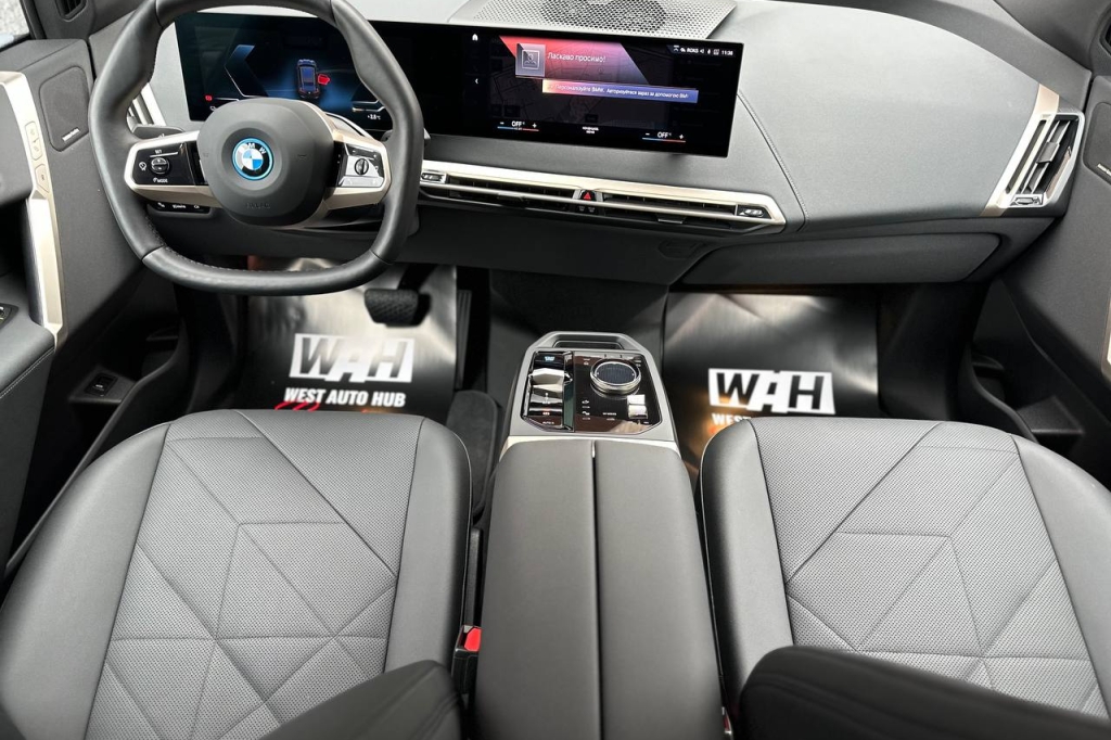 BMW iX xDrive40 2023 photo 17