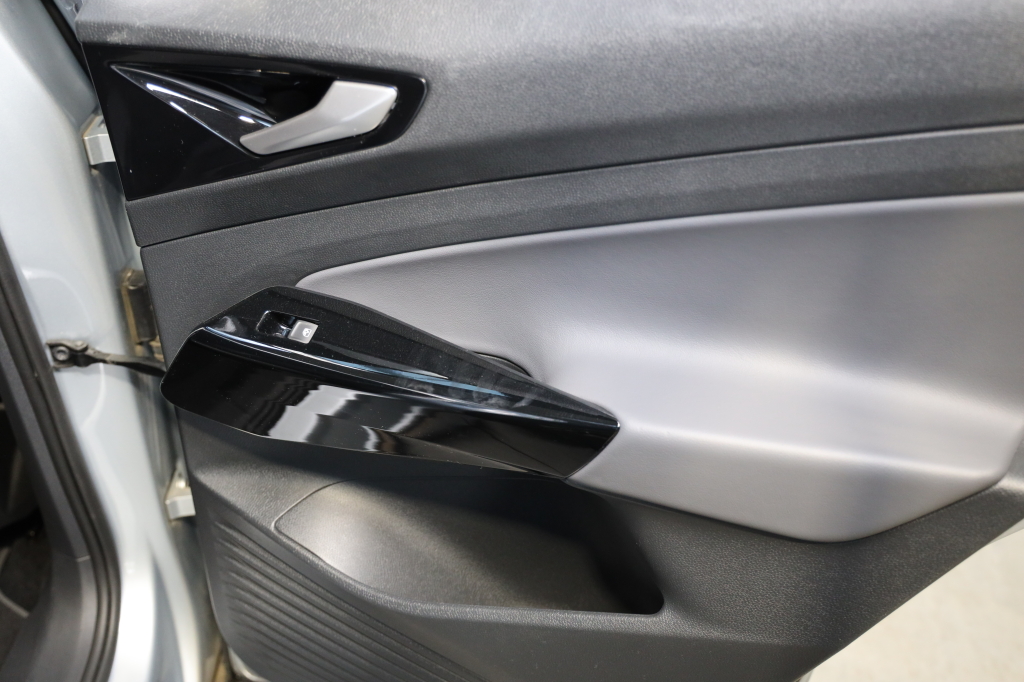 Volkswagen ID.4 2021 фото 15