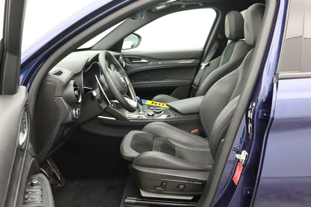 Alfa Romeo Stelvio 2018 фото 3