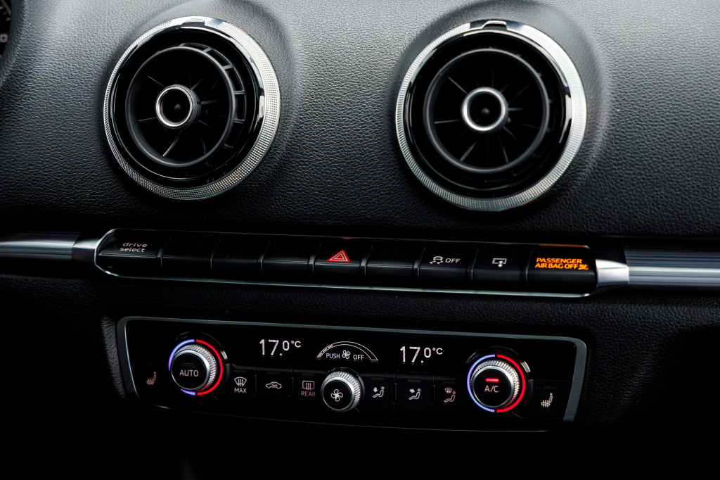 Audi A3 2014 фото 19