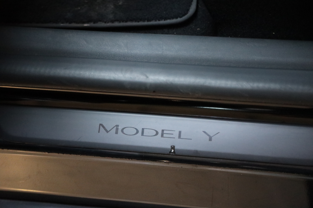 Tesla Model Y 2022 photo 16