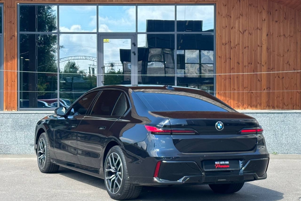 BMW 7 Series 740d MHEV Steptronic xDrive 2022 фото 4
