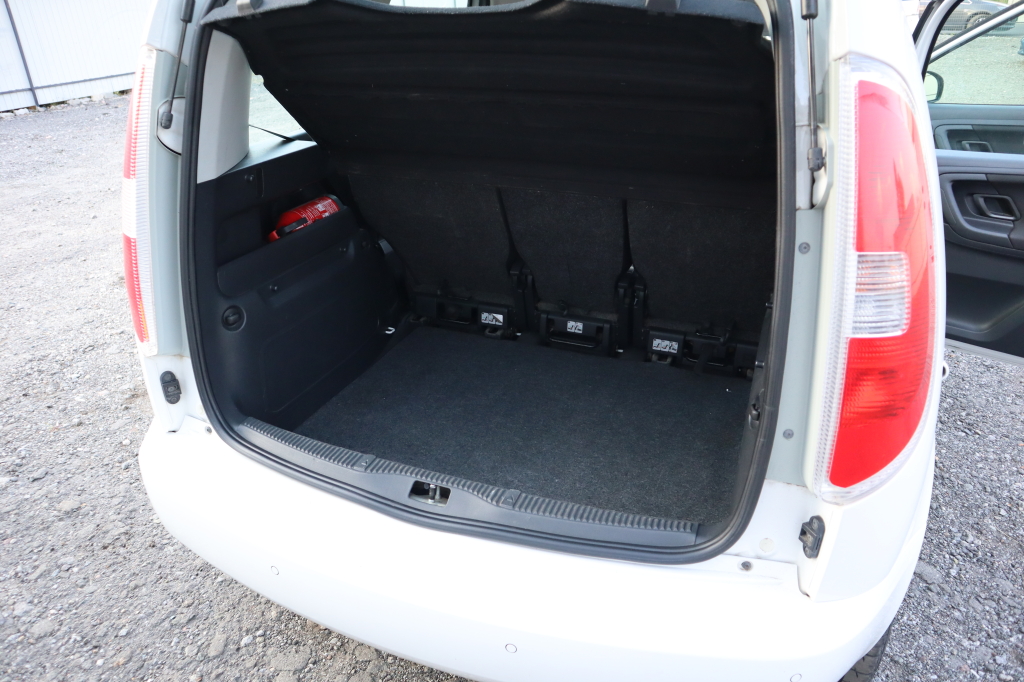 Skoda Roomster 2010 фото 34