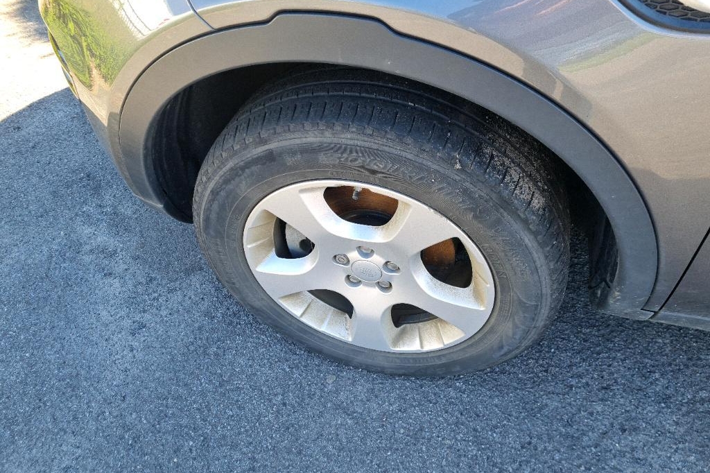 Land Rover Discovery Sport 2016 photo 17