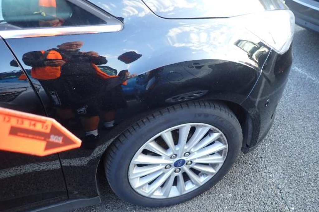 Ford C-Max 2019 фото 16