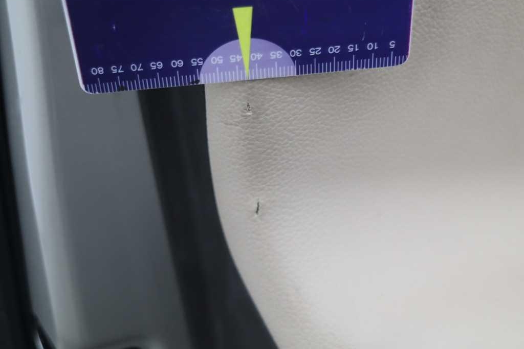 Jaguar F-Pace 2016 фото 17