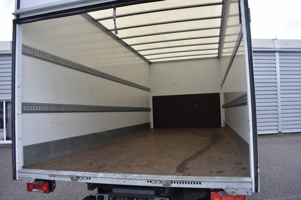 Iveco Daily Koffer 2016 фото 7