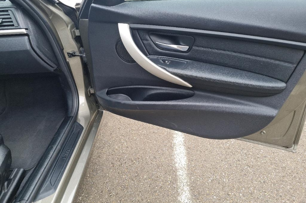 BMW 3er Touring 2016 photo 33