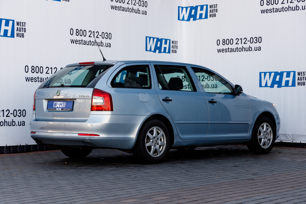 Skoda Octavia A5 2010 фото 3