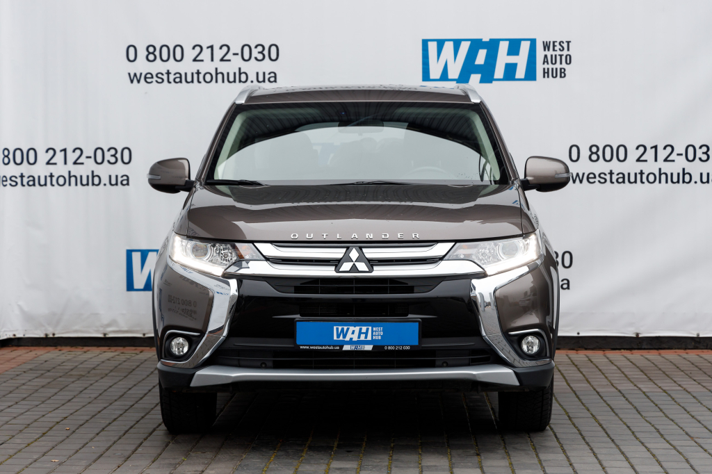 Mitsubishi Outlander 2018 фото 7