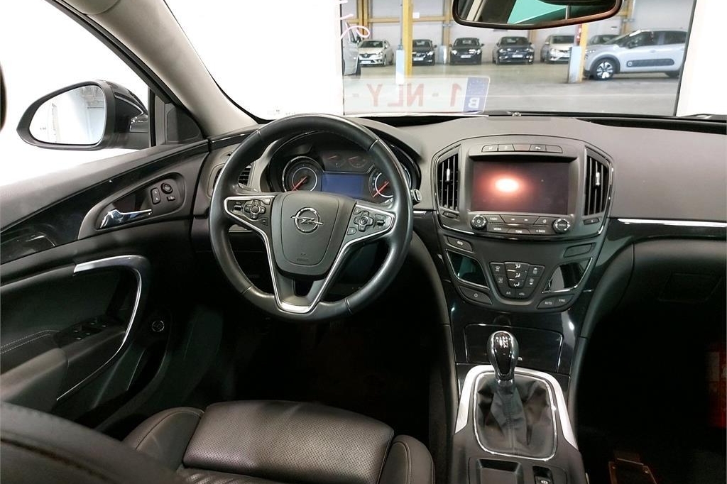 Opel Insignia Sports Tourer 2016 photo 4