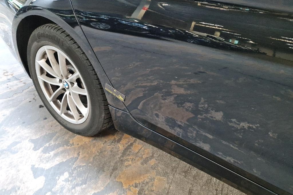 BMW 5 Series 2017 photo 24