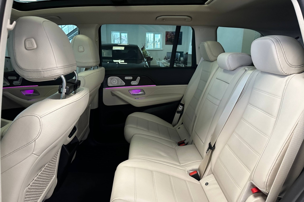 Mercedes-Benz GLS-Class 400d 2022 photo 15