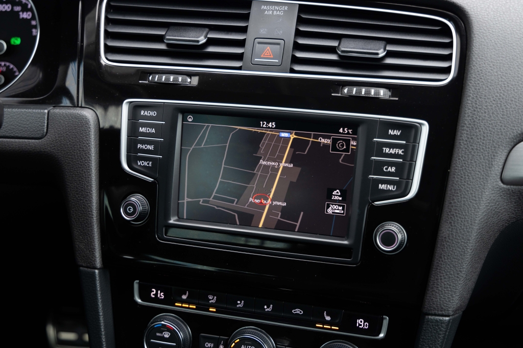 Volkswagen Golf Allstar 2016 фото 22