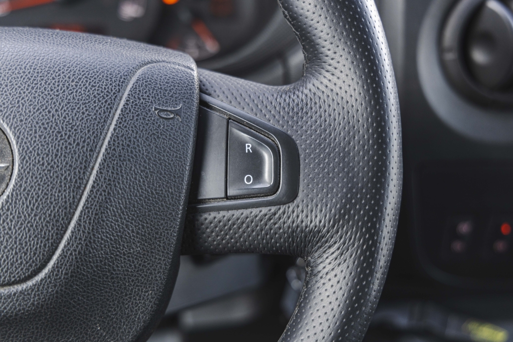 Opel Movano 2019 фото 22