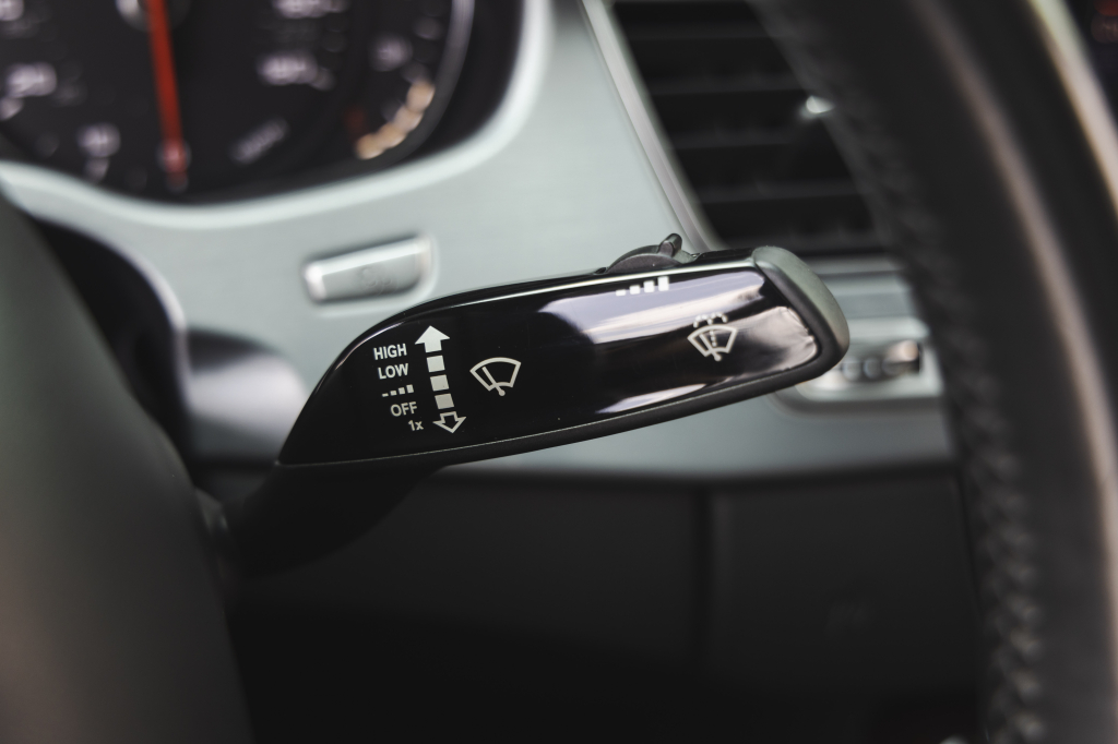 Audi A8 2015 фото 24