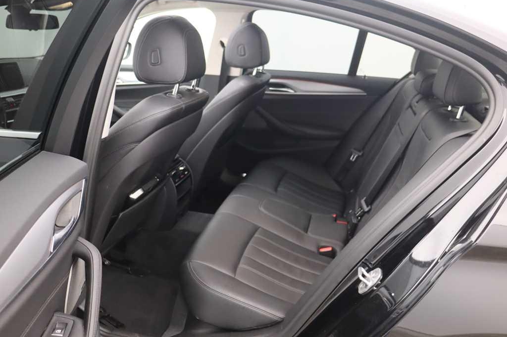 BMW 5 Series 2017 photo 1