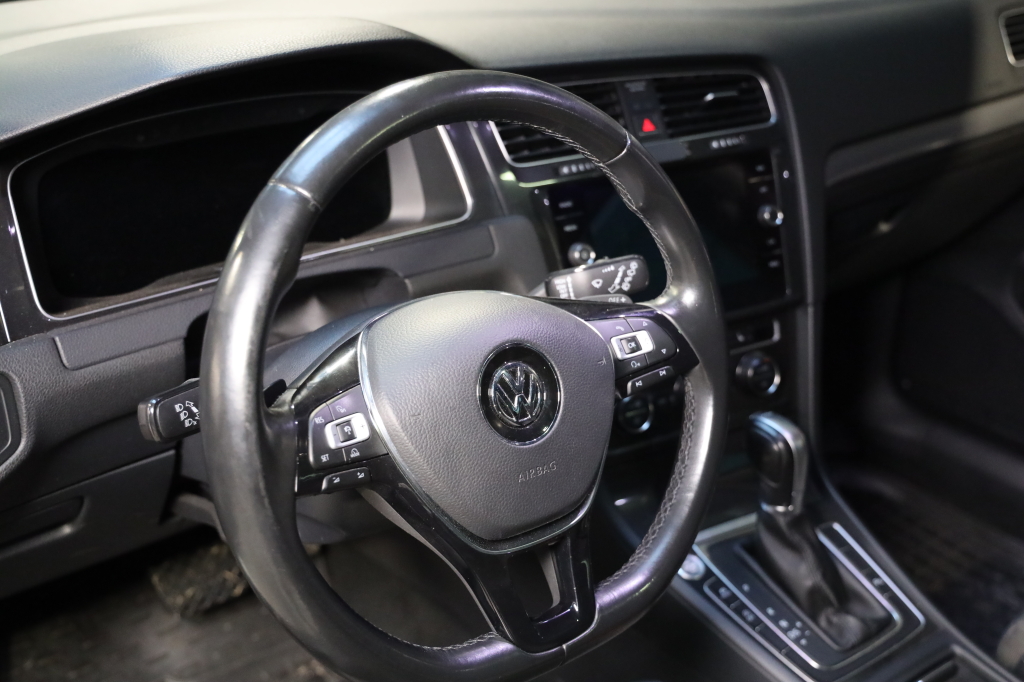 Volkswagen Golf 2017 photo 30