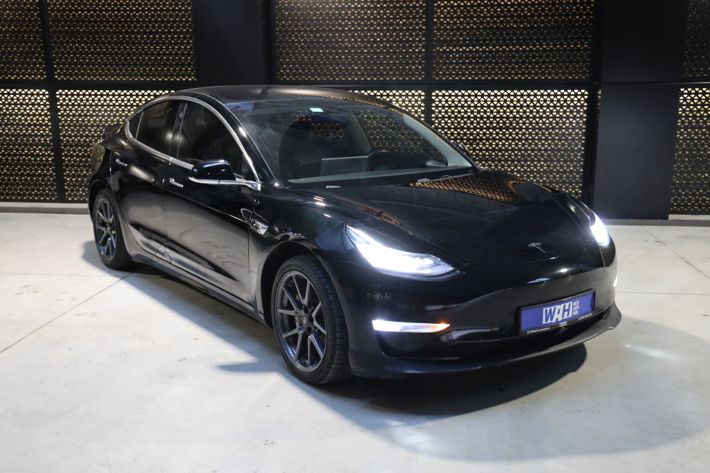Tesla Model 3 2019 фото 2