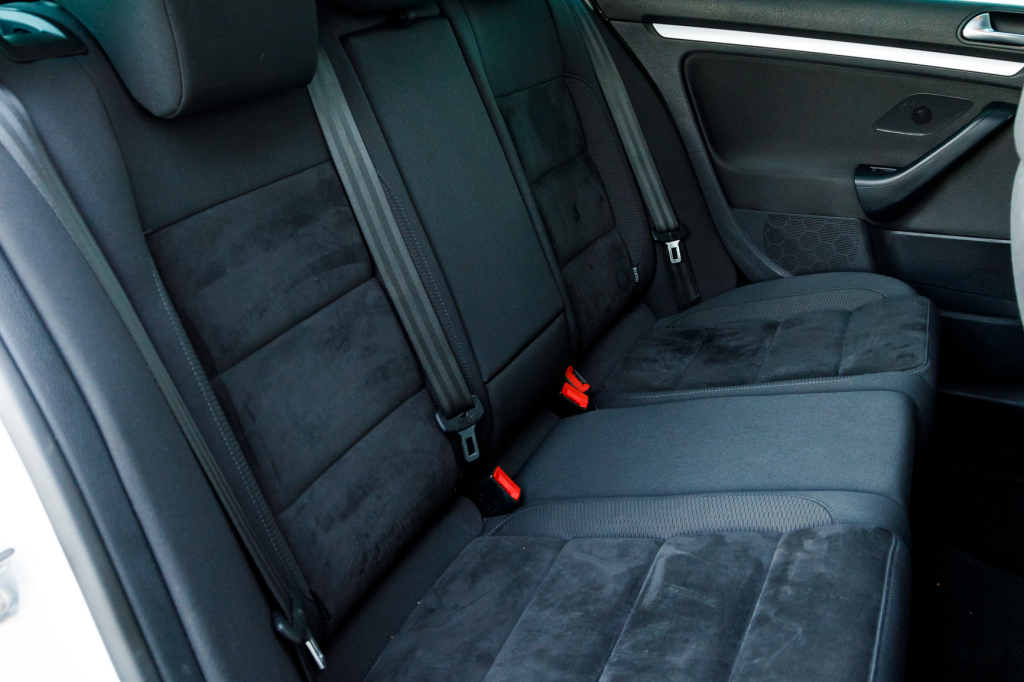 Volkswagen Golf VI 2010 фото 19