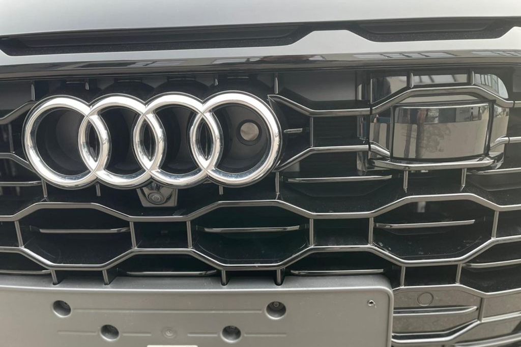 Audi RS Q8 leasing 0 Percent 2021 фото 13