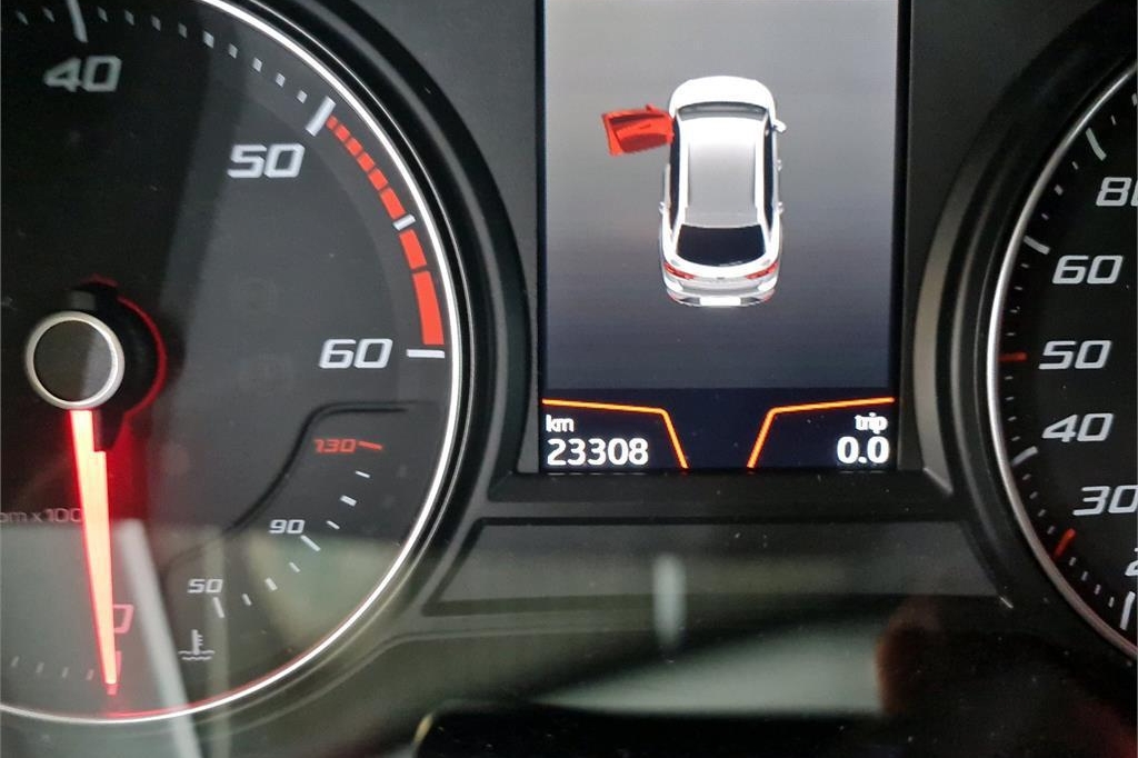 SEAT Leon ST 2018 photo 4