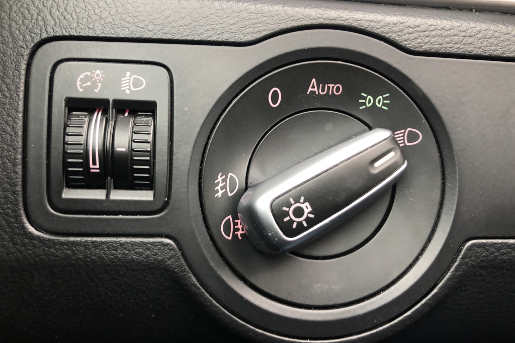 Volkswagen Passat B7 Panorama 2012 фото 12