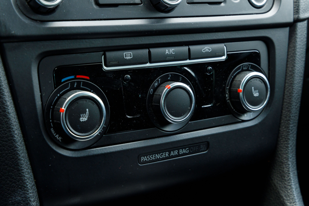 Volkswagen Golf VI 2013 photo 14