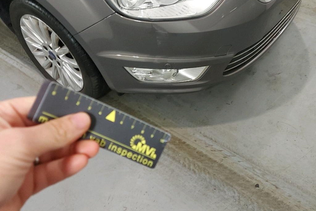 Ford Galaxy 2015 photo 9