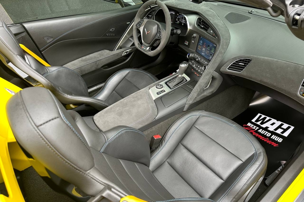 Chevrolet Corvette Z06 2018 фото 17