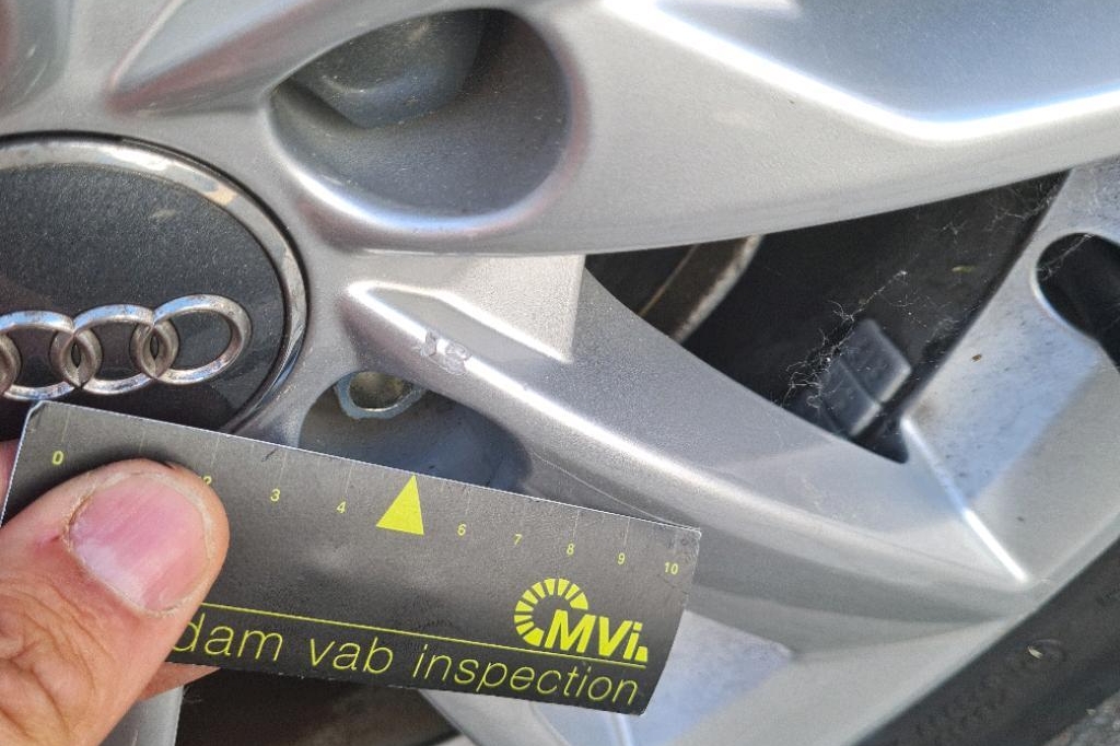 Audi A4 Avant 2017 photo 14