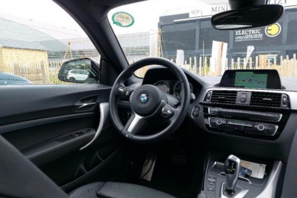 BMW 1er 2018 фото 5