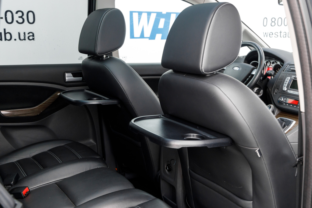 Ford C-Max Ghia photo 25