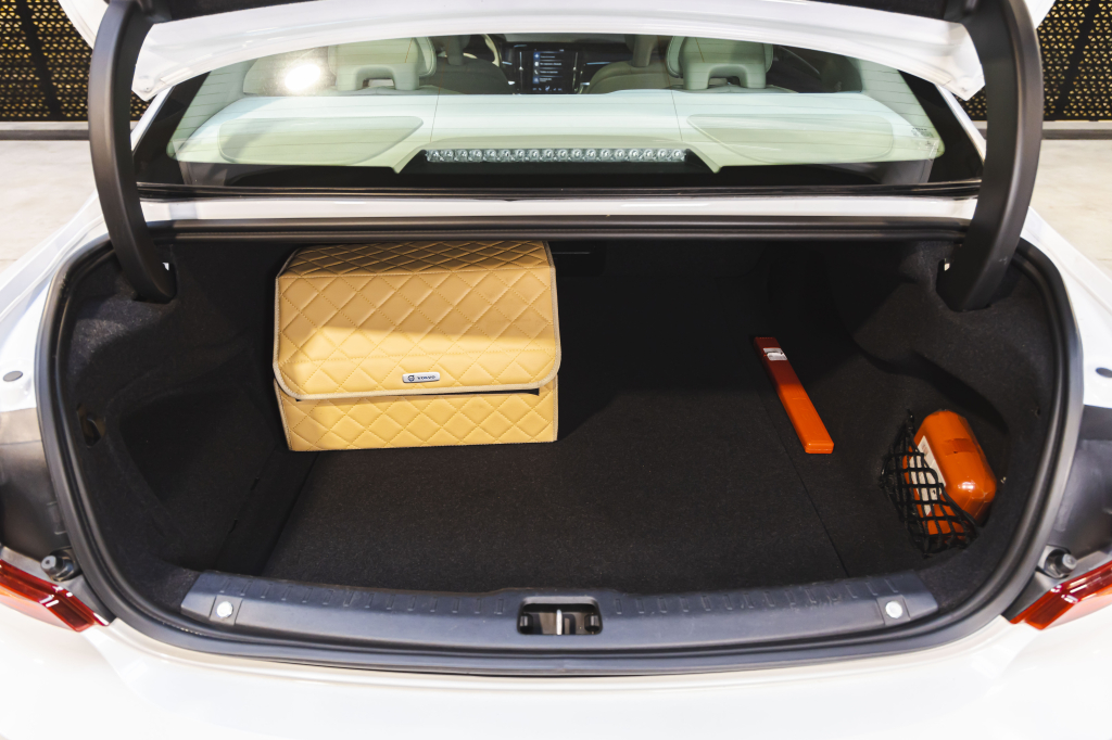 Volvo S90 2018 фото 41