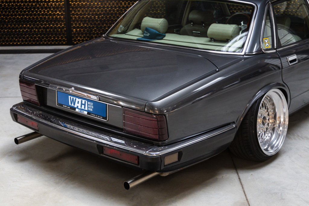 Jaguar XJ 1993 фото 11