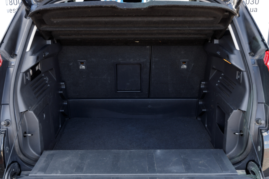 Peugeot 3008 2011 фото 23